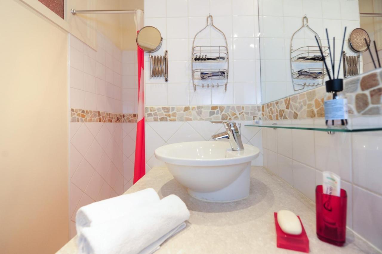 Mini Suite Miro Five Stars Holiday House Nice Exterior photo